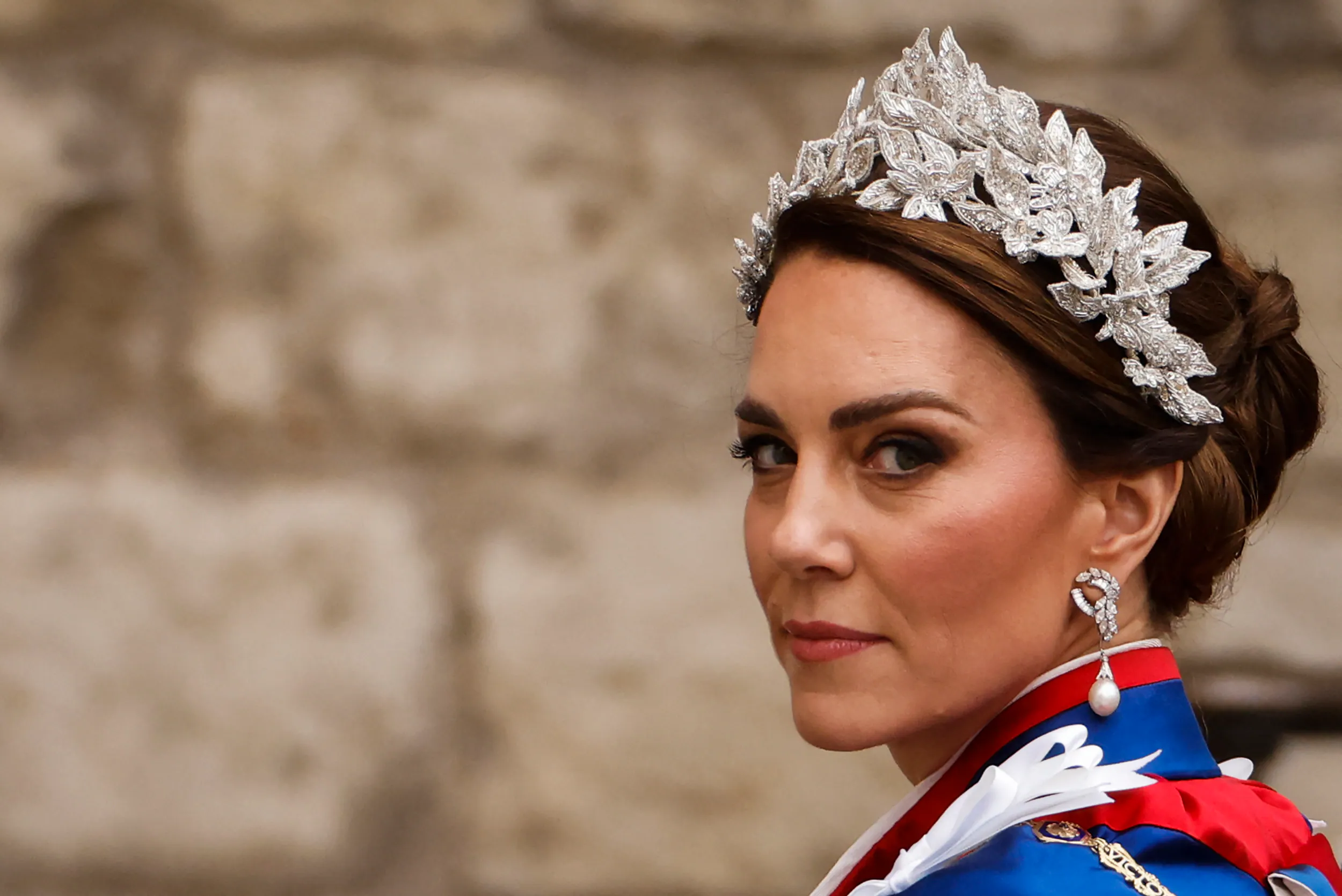 Investigan a Tres Empleados de la Clínica donde fue Operada Kate Middleton por Intento de Acceso a su Historial Médico, según Medios Británicos jqh7ke9o_kate-middleton_625x300_06_May_23