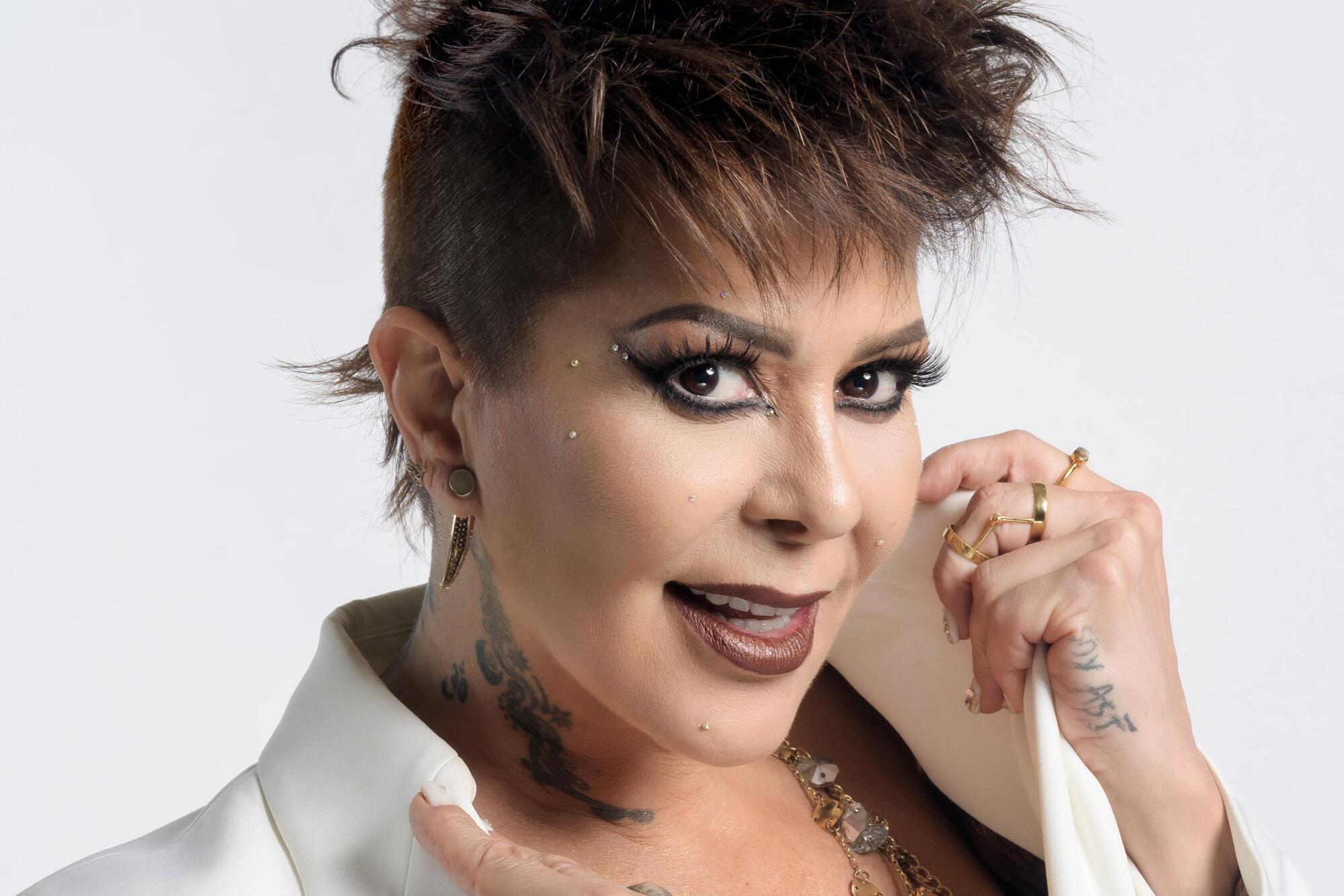 Alejandra Guzmán Habla sobre la Salud de Silvia Pinal y se Reconcilia con la Prensa ca-times.brightspotcdn