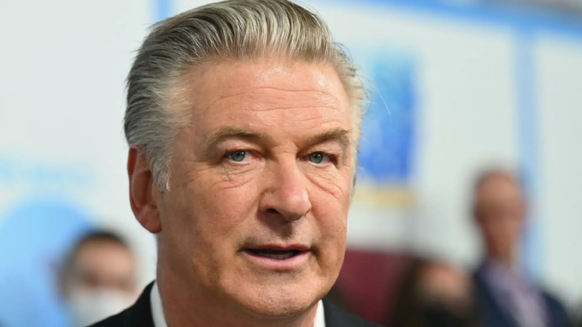 Alec Baldwin Enfrentará Juicio por Homicidio Involuntario tras el Veredicto del Juez baldwin