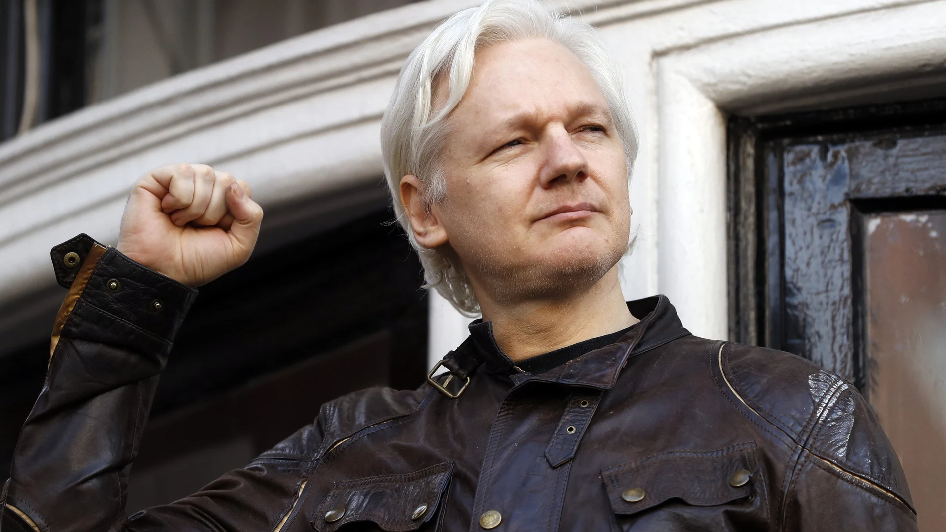¿Quién es Julián Assange y por qué estuvo en la cárcel? 98-1