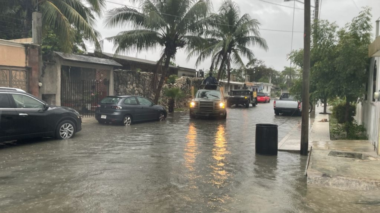 Tormenta Tropical ‘Alberto’ Inunda Cancún: Condiciones Climáticas y Recomendaciones Miniaturas-1-1