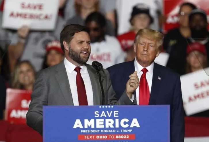 Trump y Vance, ¿un peligro para México? IMG_8866