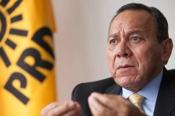 Jesús Zambrano pide a senadores del PRD mantenerse firmes ante presiones de Morena Imagen página web