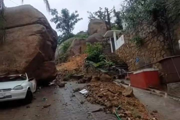 Deslave en Acapulco afecta el Hotel Las Brisas tras embate del huracán John, categoría 1 Imagen página web