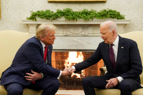 Joe Biden y Donald Trump Se Reúnen en la Casa Blanca para Iniciar la Transición de Poder Imagen página web