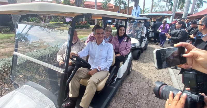 El Gobernador del estado, Américo Villarreal Anaya asistió el domingo al primer torneo de Golf, realizado a beneficio del DIF Tampico.