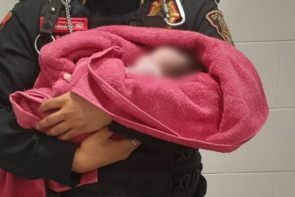 Bebé recién nacido es encontrado en baños de tienda en Álvaro Obregón Imagen página web