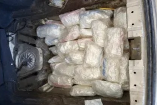 Abuela detenida con 32 kg de metanfetamina en El Paso Imagen página web