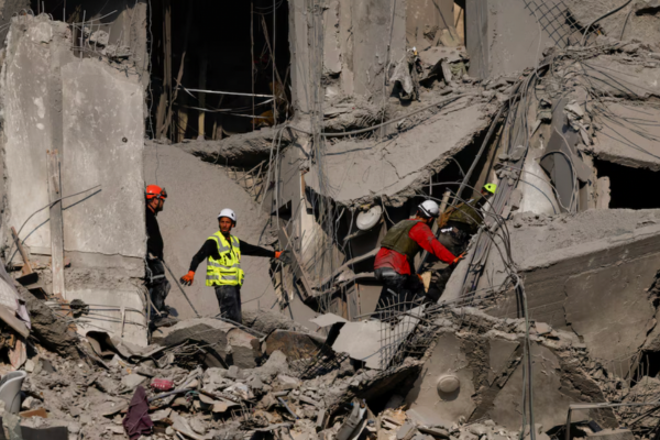 Misil iraní impacta zona residencial en Israel Imagen página web (2)