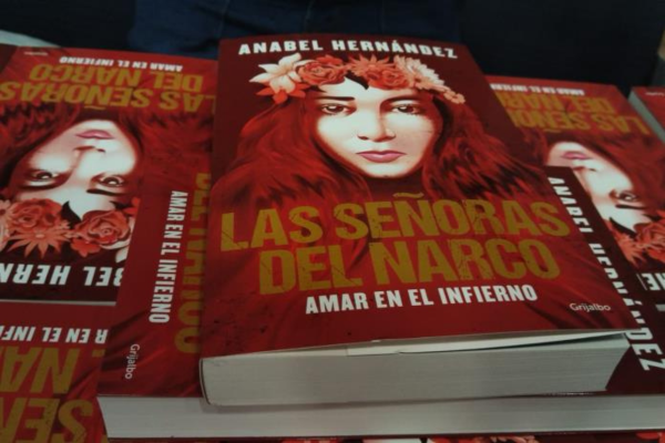 Portada del libro Las señoras del narco