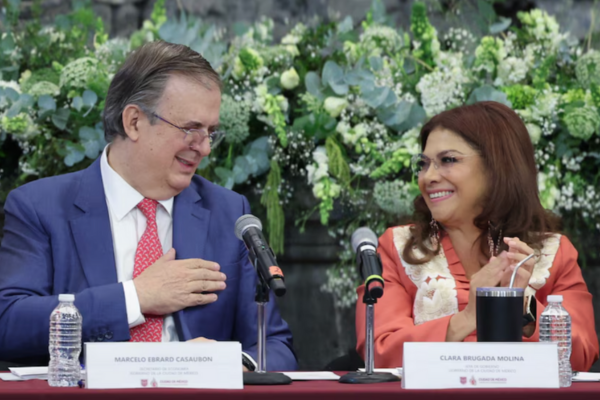Marcelo Ebrard y Clara Brugada