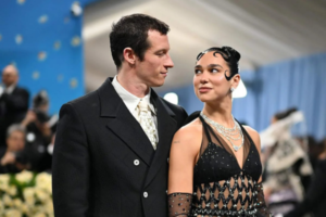 Dua Lipa celebra una lujosa boda en Sicilia