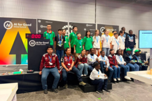 Américo Villarreal felicita a DEERBOT por logro mundial