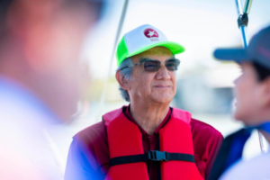 Américo Villarreal recorre los manglares de La Pesca