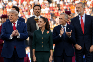 El Presidente Donald Trump, la Presidenta Claudia Sheinbaum, el primer ministro canadiense Mark Carney y el rey de España, Felipe VI