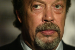 Muere Tim Curry, actor de It y Mi pobre angelito