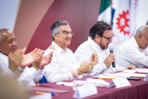 Diálogo con productores fortalece el campo en Abasolo