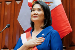 Keiko Fujimori es la actual presidenta constitucional de la República del Perú