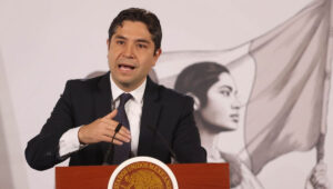 SAT reporta bloqueo de más de 38 mil factureras y prepara nuevos controles