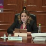Edomex abrirá proceso electoral para renovar 1,291 cargos Integrante del Consejo General del IEEM durante una sesión
