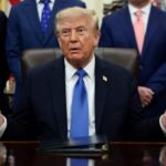 Trump rechaza autos chinos fabricados en México Donald Trump durante una reunión en la Oficina Oval de la Casa Blanca
