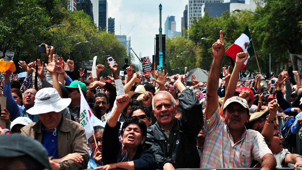 Simpatizantes de Morena durante una movilización en Ciudad de México