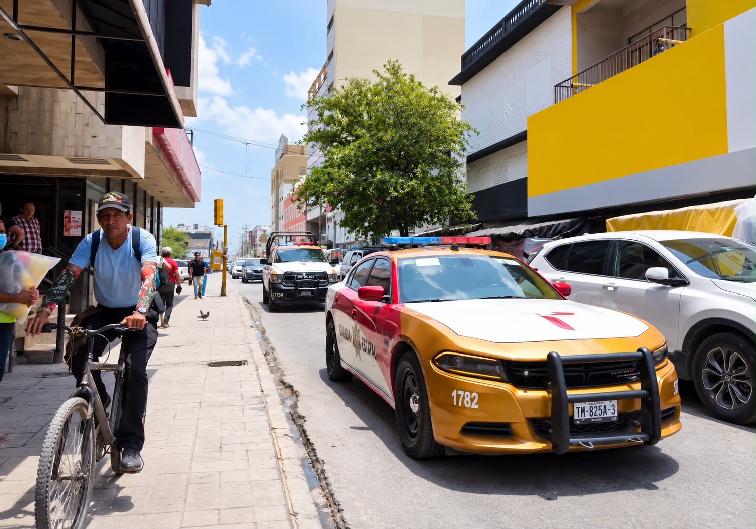 Patrulla de la Guardia Estatal de Tamaulipas durante labores de vigilancia urbana