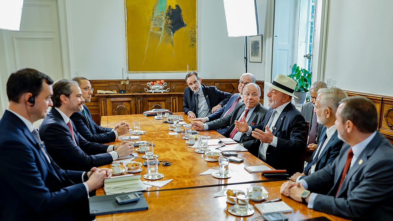 Valdecy Urquiza, secretario general de Interpol, durante una reunión oficial en Ginebra