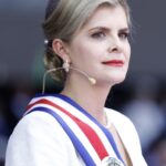 Laura Fernández Delgado durante su investidura presidencial en Costa Rica