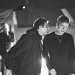 Oasis presenta en Venecia documental sobre su histórica gira de reunión Imagen oficial del documental de Oasis presentado en el Festival de Venecia