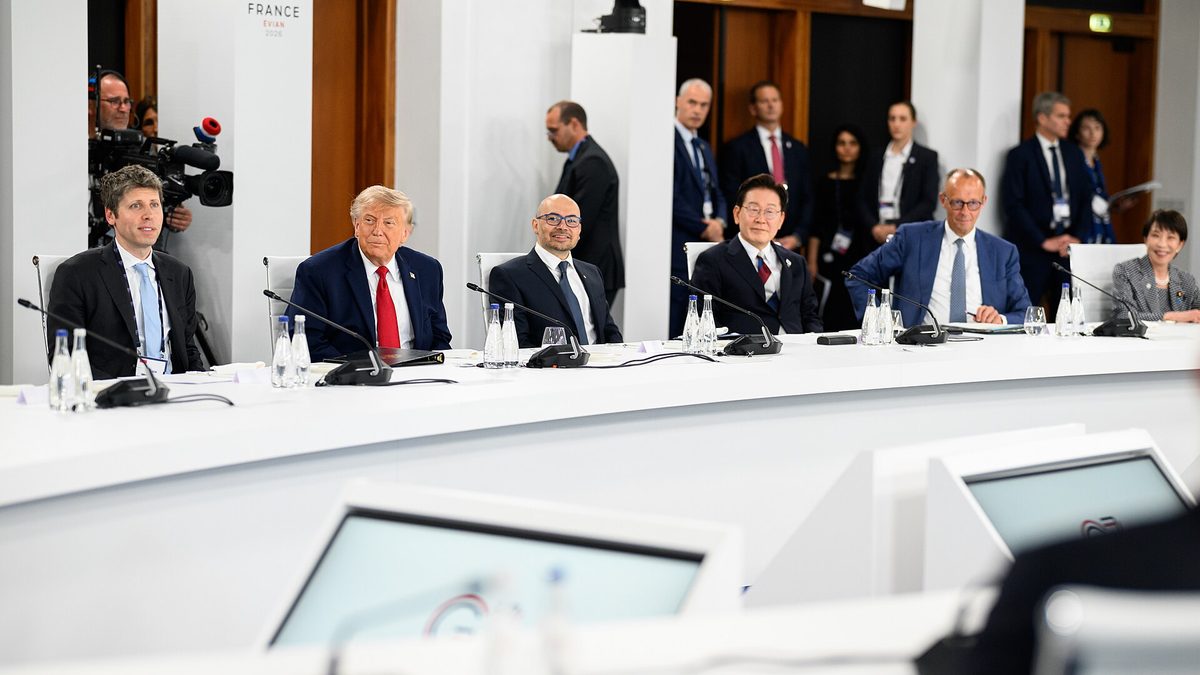 Donald Trump durante una sesión internacional sobre inteligencia artificial