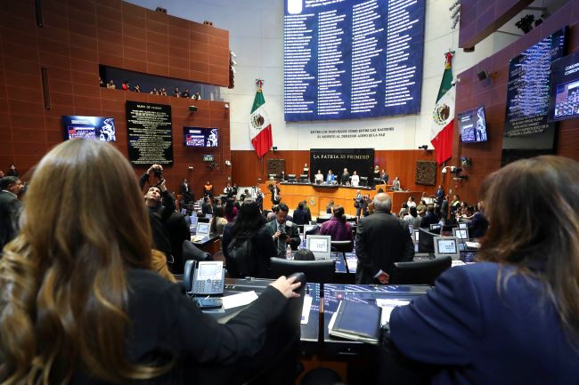 Senado de México durante la aprobación de la reforma de educación indígena plurilingüe