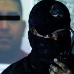 Prometieron combatir al crimen: cae otra exintegrante de los GOPES de Cabeza de Vaca por masacre de 19 personas Agente de los GOPES en una imagen de archivo