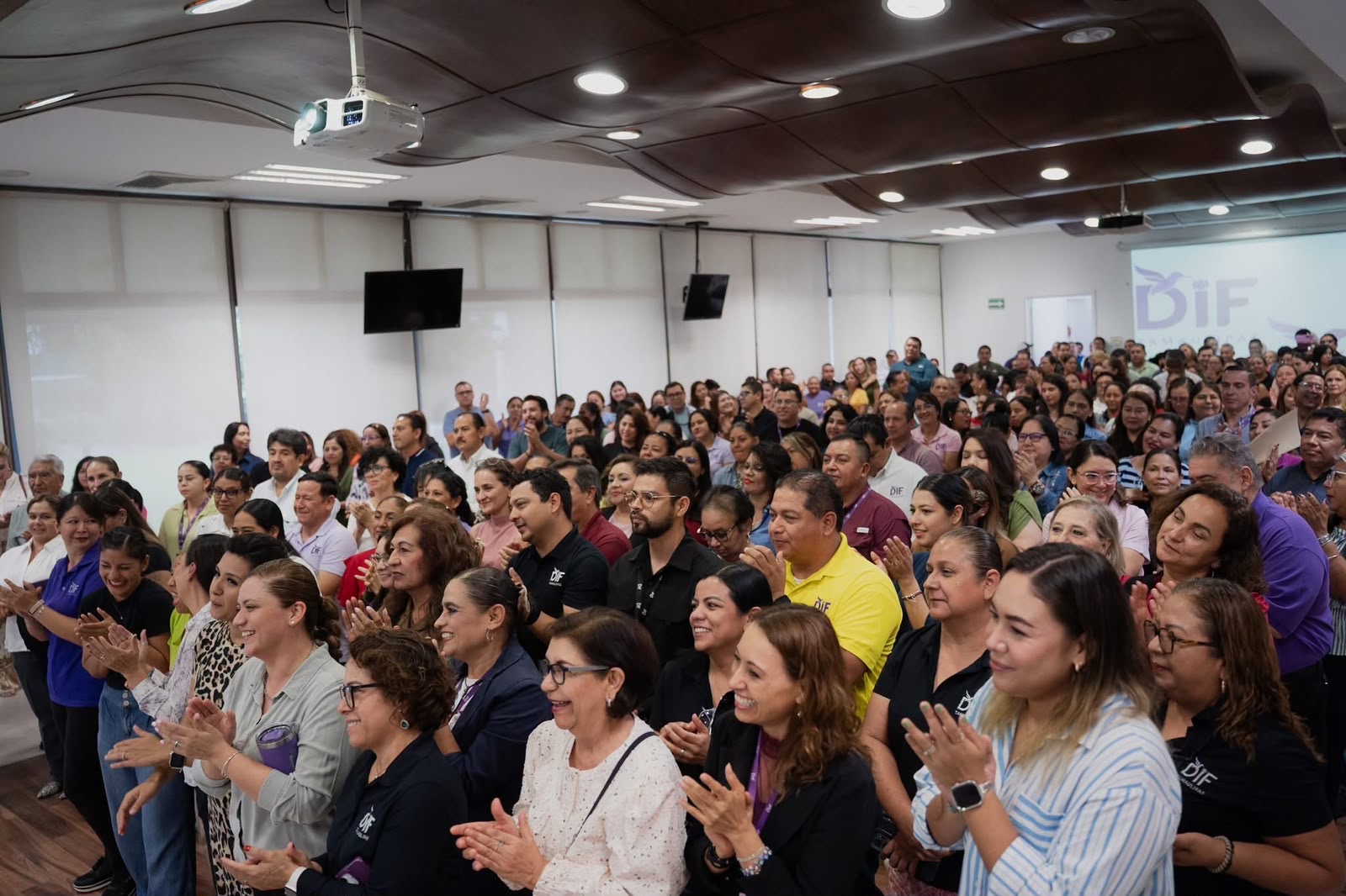 Integrantes del DIF Tamaulipas durante el encuentro