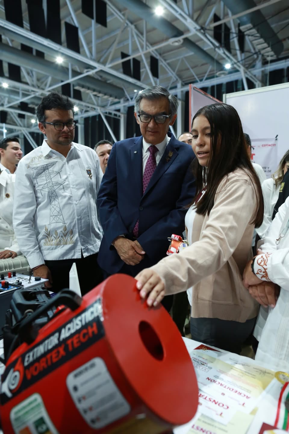 Presentación de tecnología industrial en el Congreso Internacional de Energía