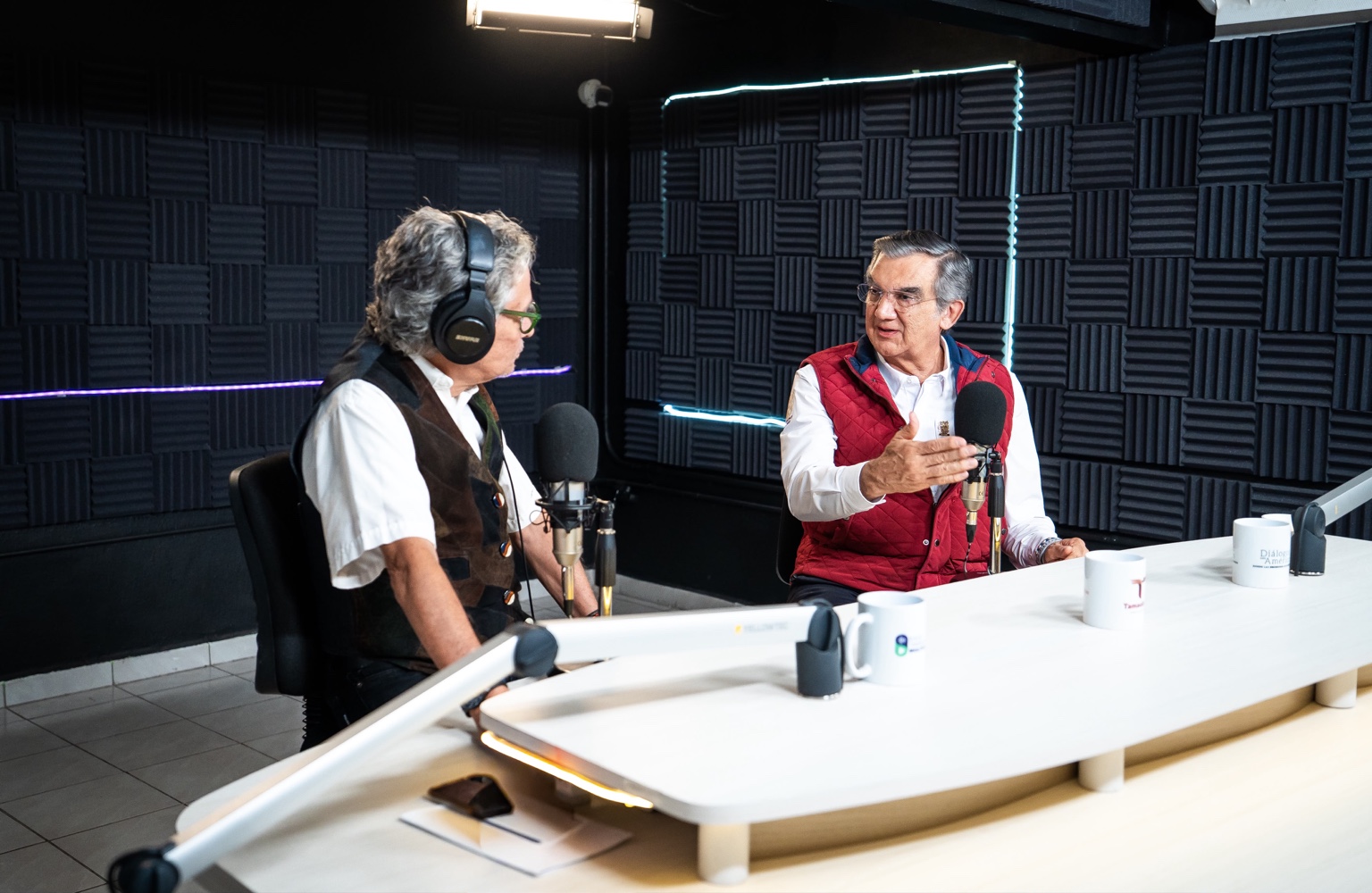 Gobernador Américo Villarreal en Diálogos con Américo, donde destacó la coordinación por el bienestar de Tamaulipas