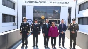 Academia del CNI inicia sin director ni calendario público
