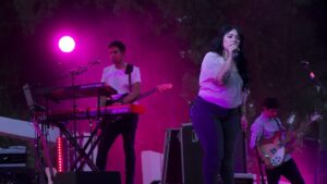 Carla Morrison revive “Disfruto” y conquista Italia