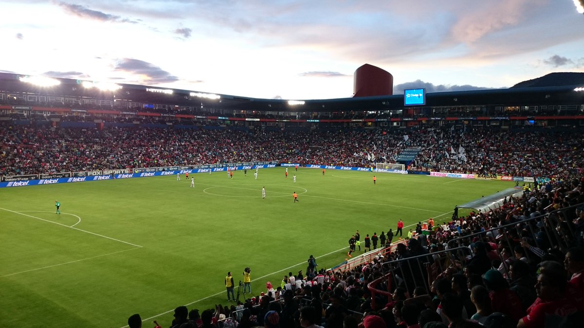 Vista panorámica del Estadio Hidalgo durante un partido de Pachuca en 2016, imagen ilustrativa de archivo