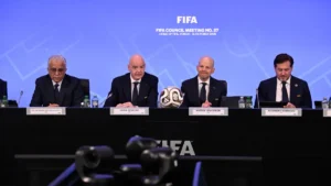 Infantino se disculpa, pero persiste la opacidad en FIFA