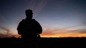 FAA restringe drones en frontera por amenaza de cárteles