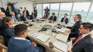 Ebrard busca más exportaciones en G20, sin acuerdos aún