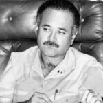 Ernesto Ruffo sentado en su oficina ante la investigación por huachicol fiscal