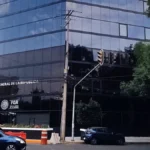 Audiencia cerrada de Jáuregui pone a prueba a la FGR Letrero de la Fiscalía General de la República en Ciudad de México