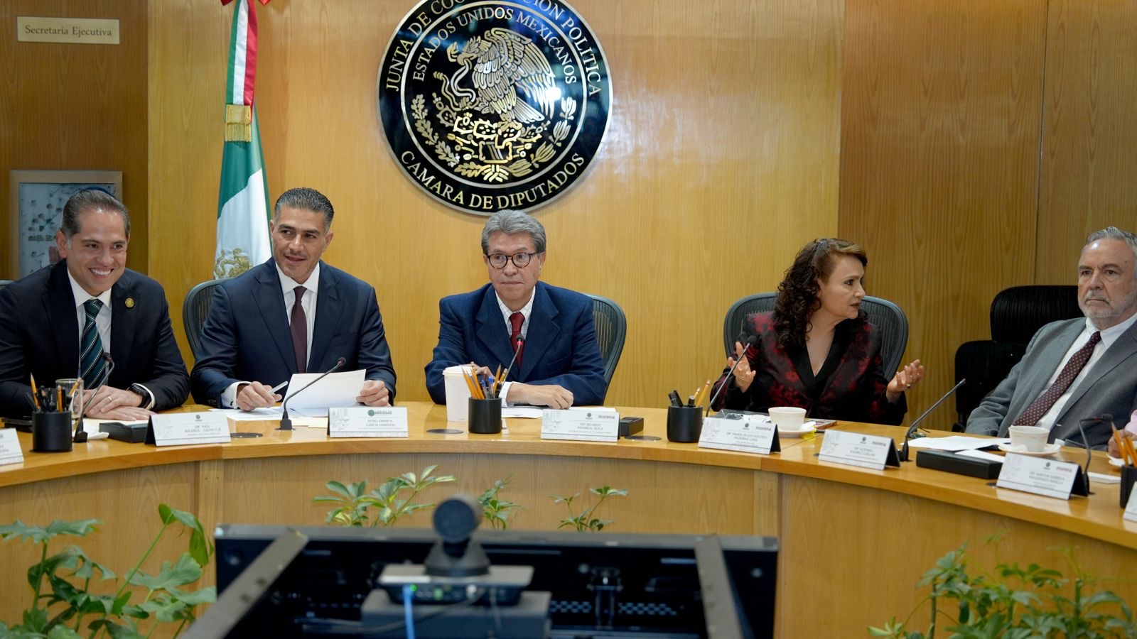 Omar García Harfuch durante la reunión sobre seguridad electoral en la Cámara de Diputados