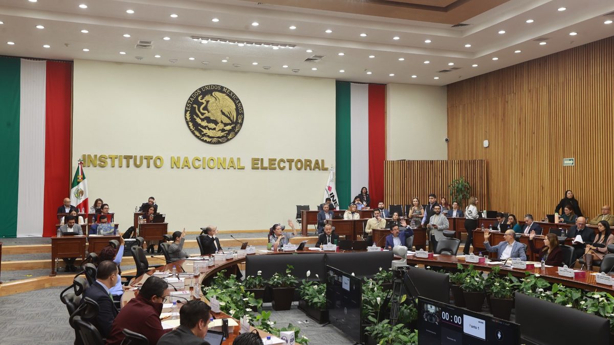 Consejo General del INE durante una sesión en su sede de Ciudad de México