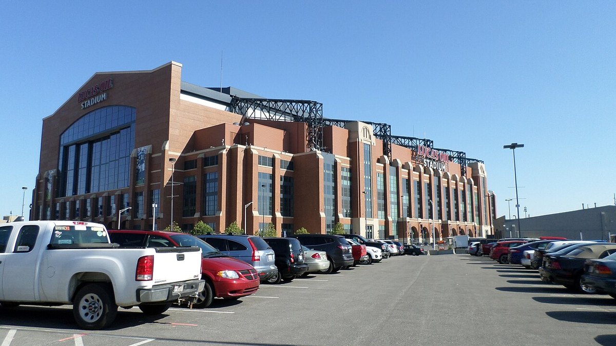 Exterior del Lucas Oil Stadium de Indianapolis, sede de los Colts, fotografiado en 2014
