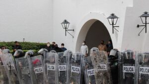 CNDH investiga abusos en Guadalajara tras marcha por agua
