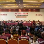 Sesión del Consejo Nacional de Morena con dirigentes y militantes reunidos